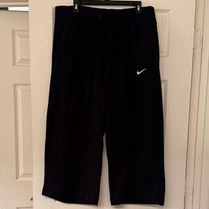 Nike Black Casual Cropped Pants